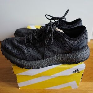 Adidas PureBoost LTD. Triple black.